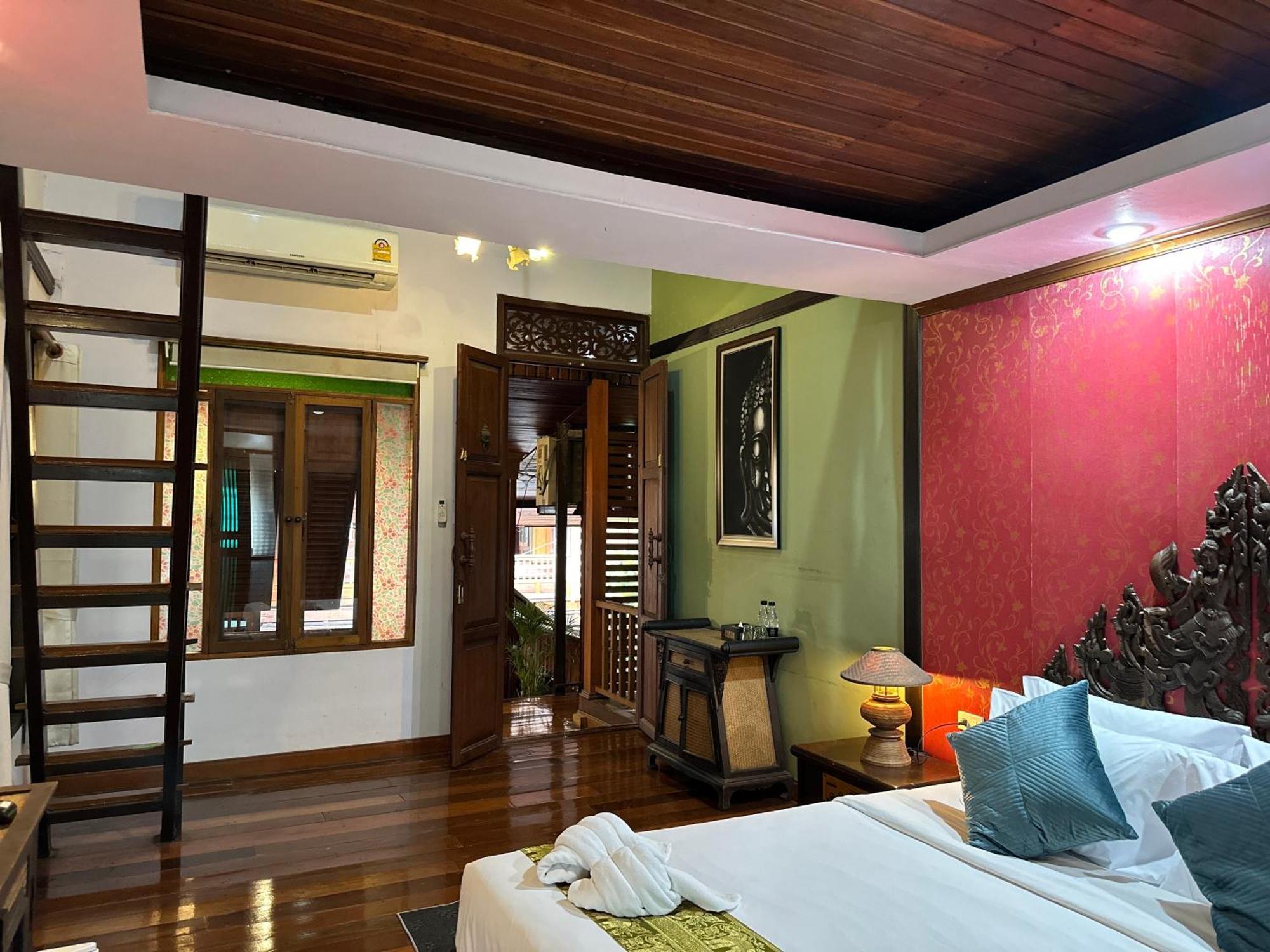 Tony'S Place Ayutthaya Kültér fotó